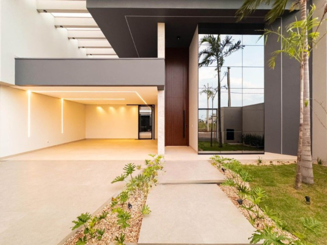 #42 - Casa para Venda em Alta Floresta - MT