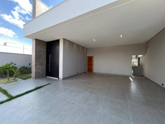 #73 - Casa para Venda em Alta Floresta - MT